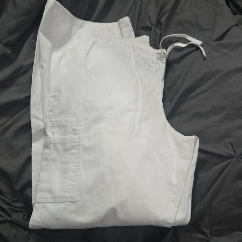 SB Scrubs White Pants